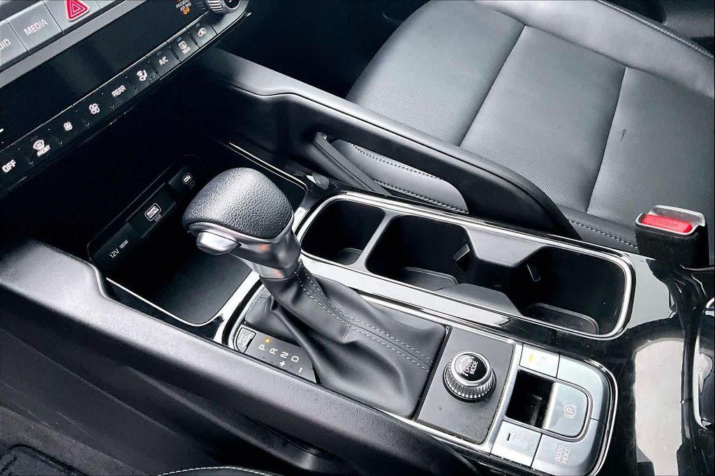 used 2025 Kia Telluride car, priced at $33,945