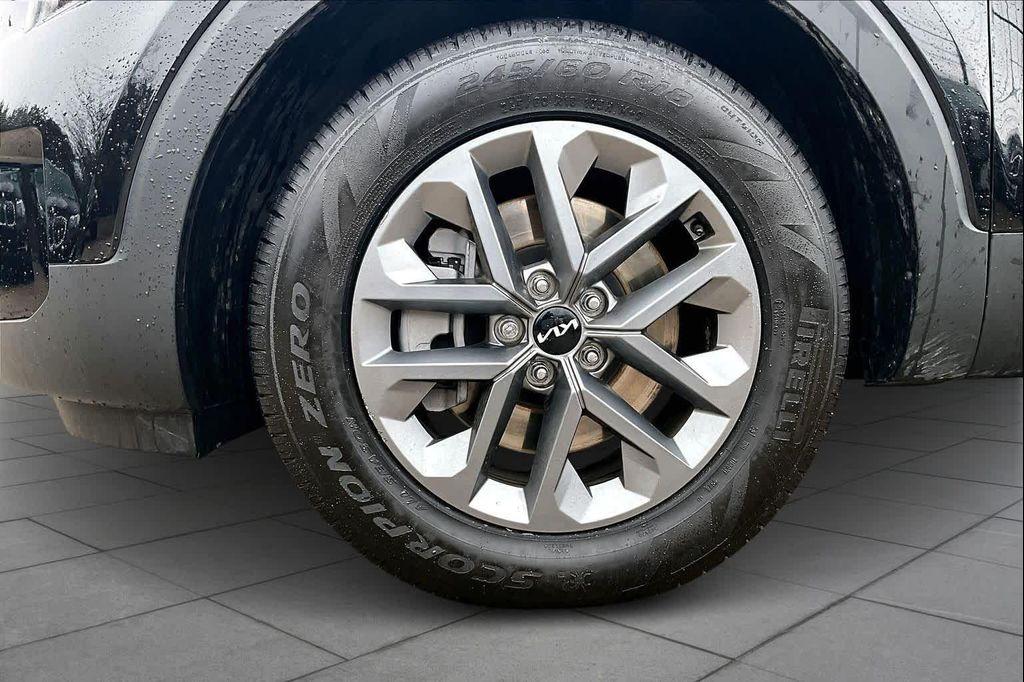 used 2025 Kia Telluride car, priced at $33,945