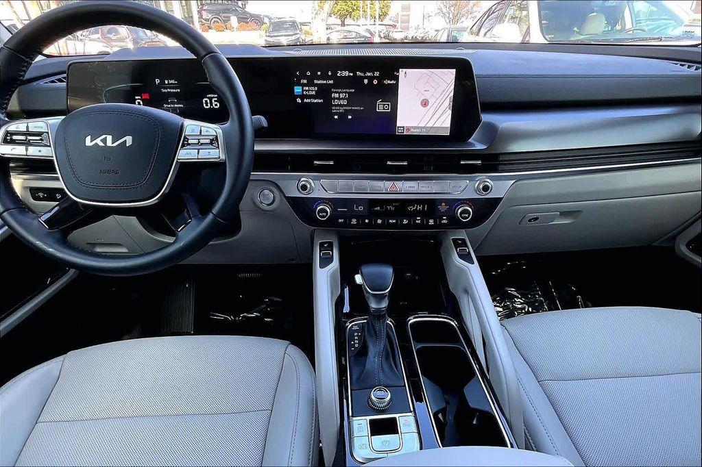 used 2024 Kia Telluride car, priced at $35,501