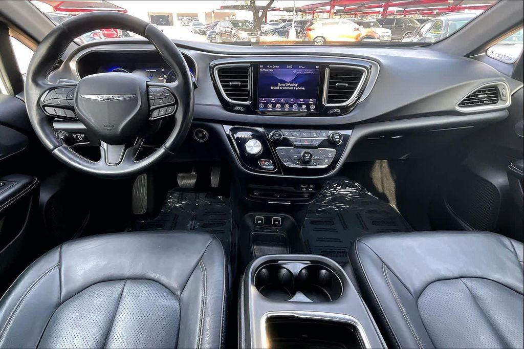used 2018 Chrysler Pacifica car, priced at $14,656