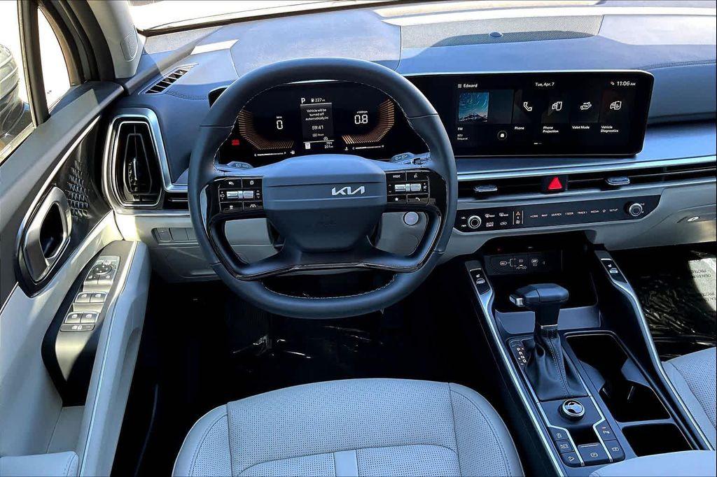 used 2026 Kia Sorento car, priced at $35,403