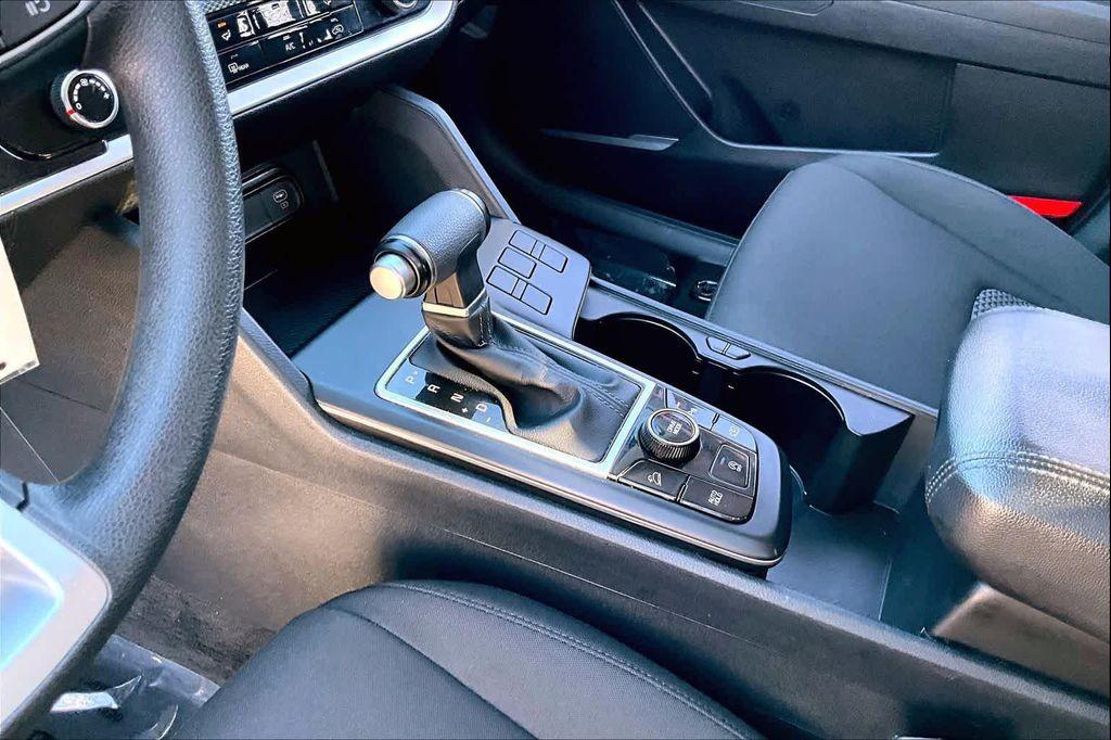 used 2024 Kia Sportage car, priced at $20,504
