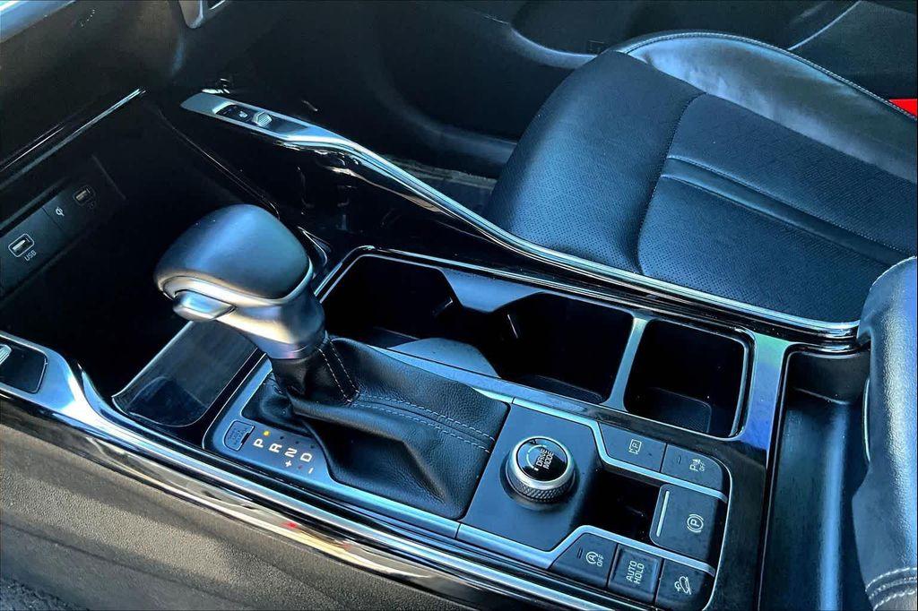 used 2021 Kia Sorento car, priced at $22,511