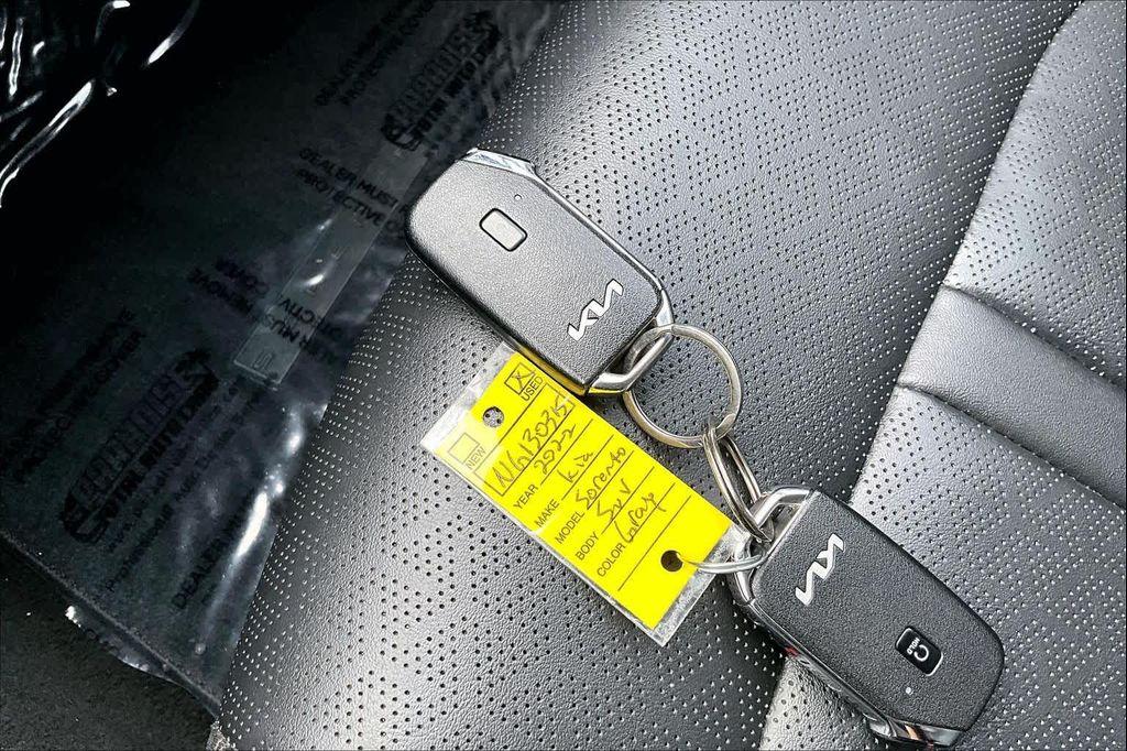 used 2022 Kia Sorento car, priced at $22,999