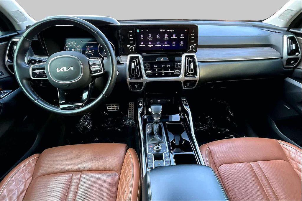 used 2022 Kia Sorento car, priced at $25,224