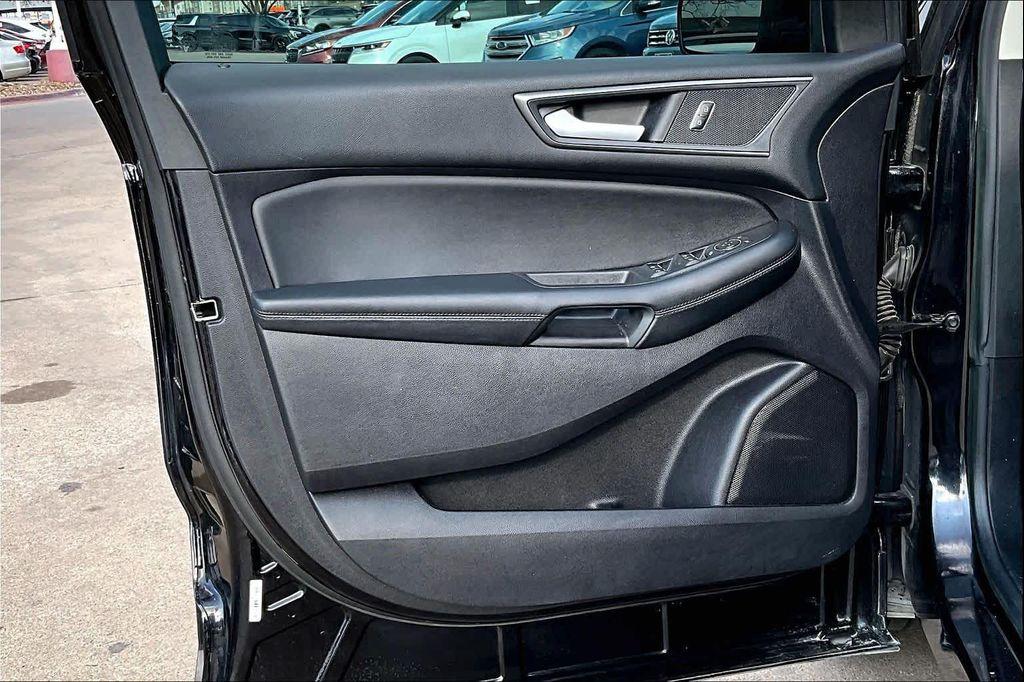 used 2020 Ford Edge car, priced at $14,895