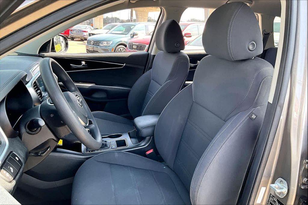 used 2019 Kia Sorento car, priced at $15,720