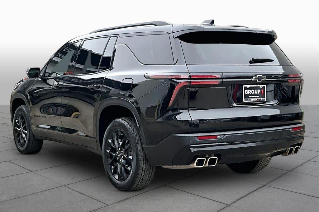 used 2024 Chevrolet Traverse car, priced at $35,224