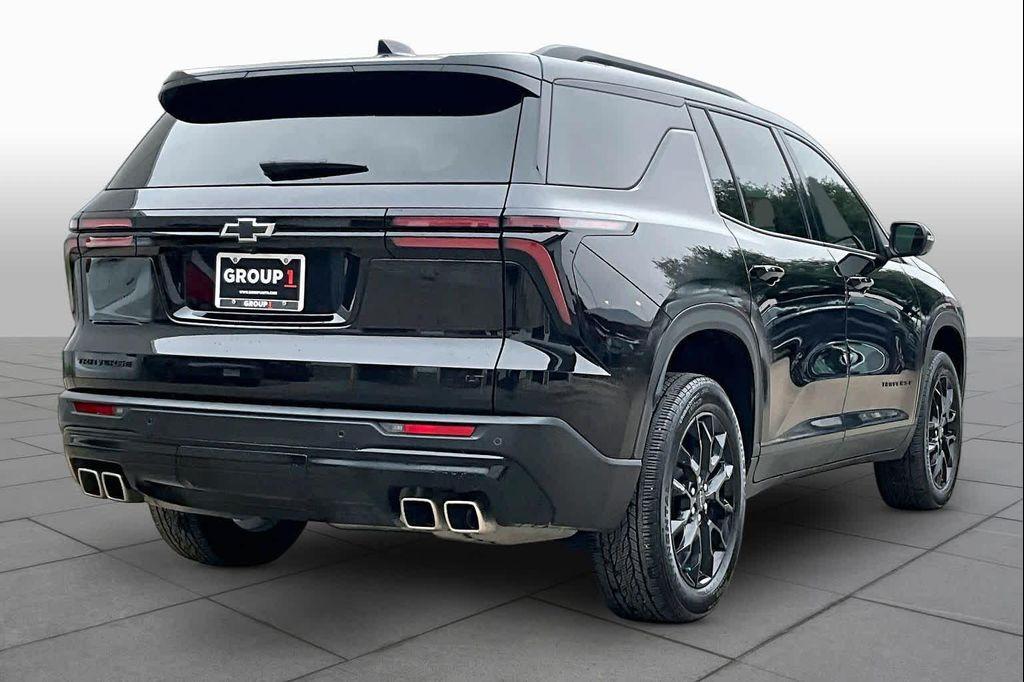 used 2024 Chevrolet Traverse car, priced at $35,224