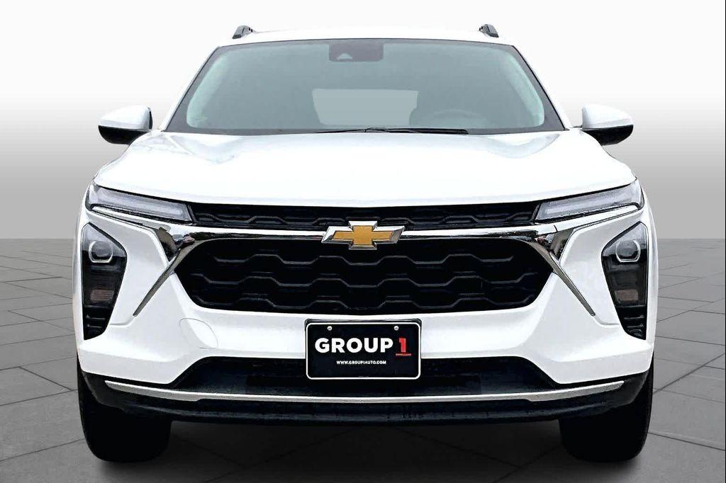 used 2025 Chevrolet Trax car, priced at $21,969