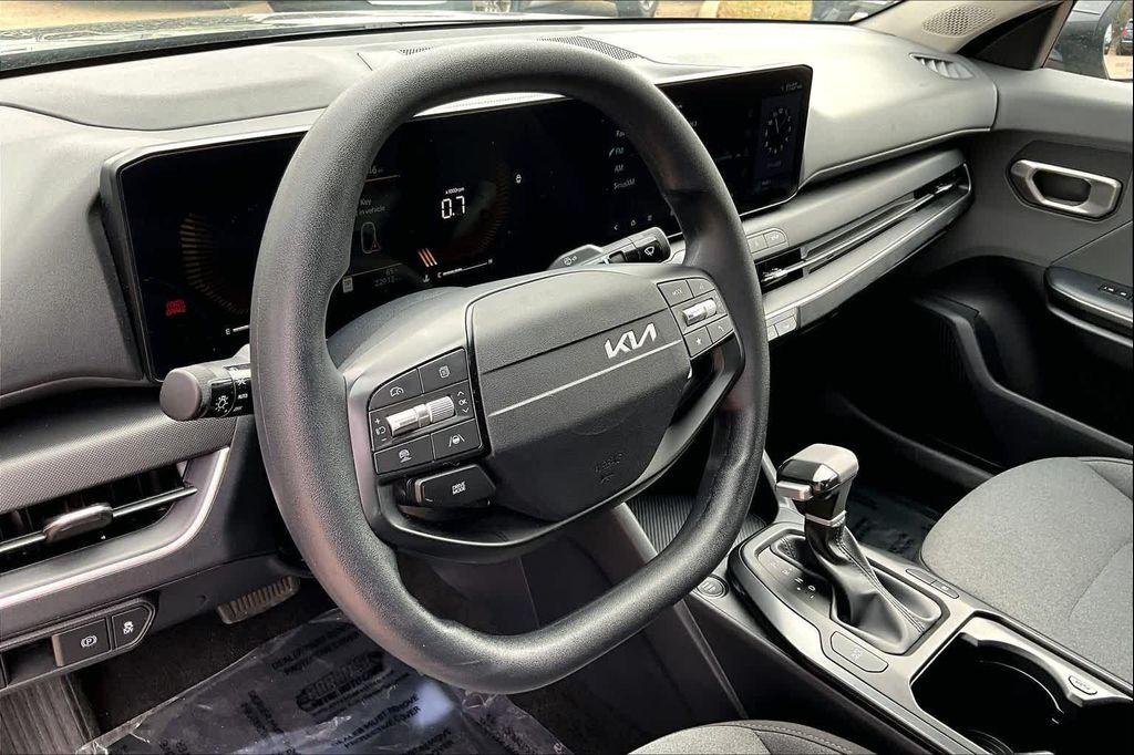 used 2025 Kia K4 car, priced at $19,997