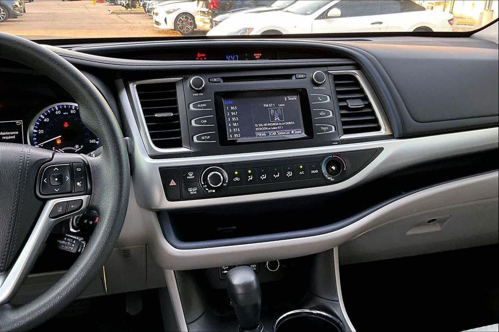 used 2017 Toyota Highlander car, priced at $17,714