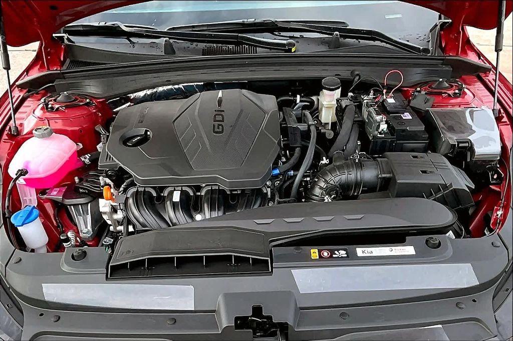 used 2025 Kia K5 car