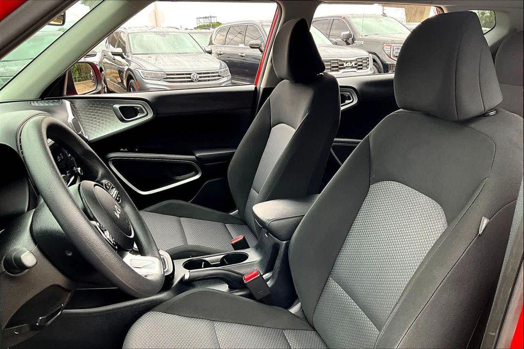 used 2023 Kia Soul car, priced at $18,414