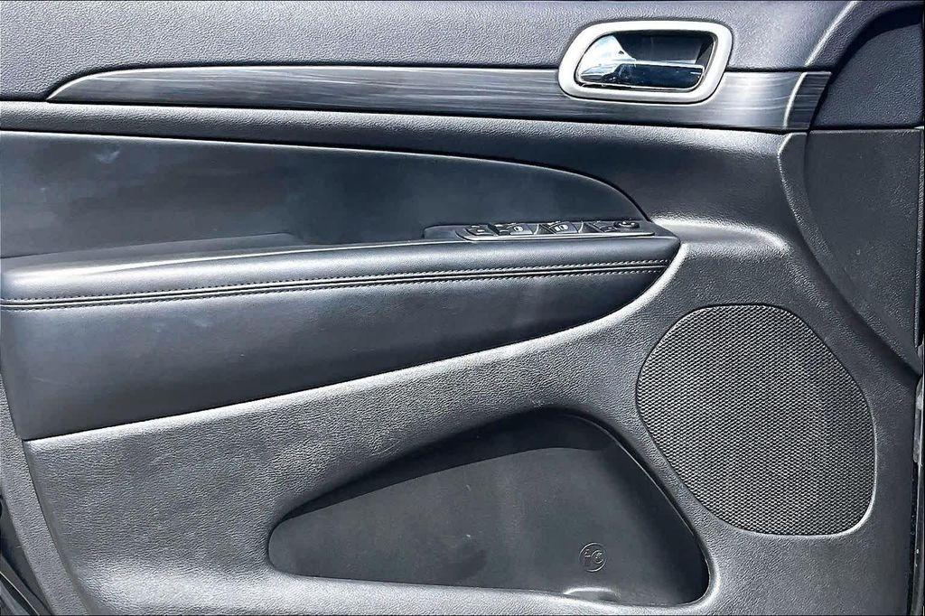 used 2019 Jeep Grand Cherokee car, priced at $22,945