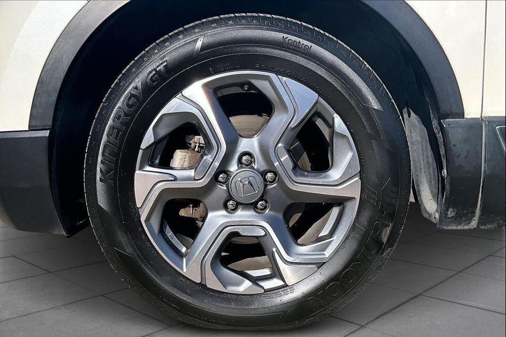 used 2018 Honda CR-V car, priced at $13,937