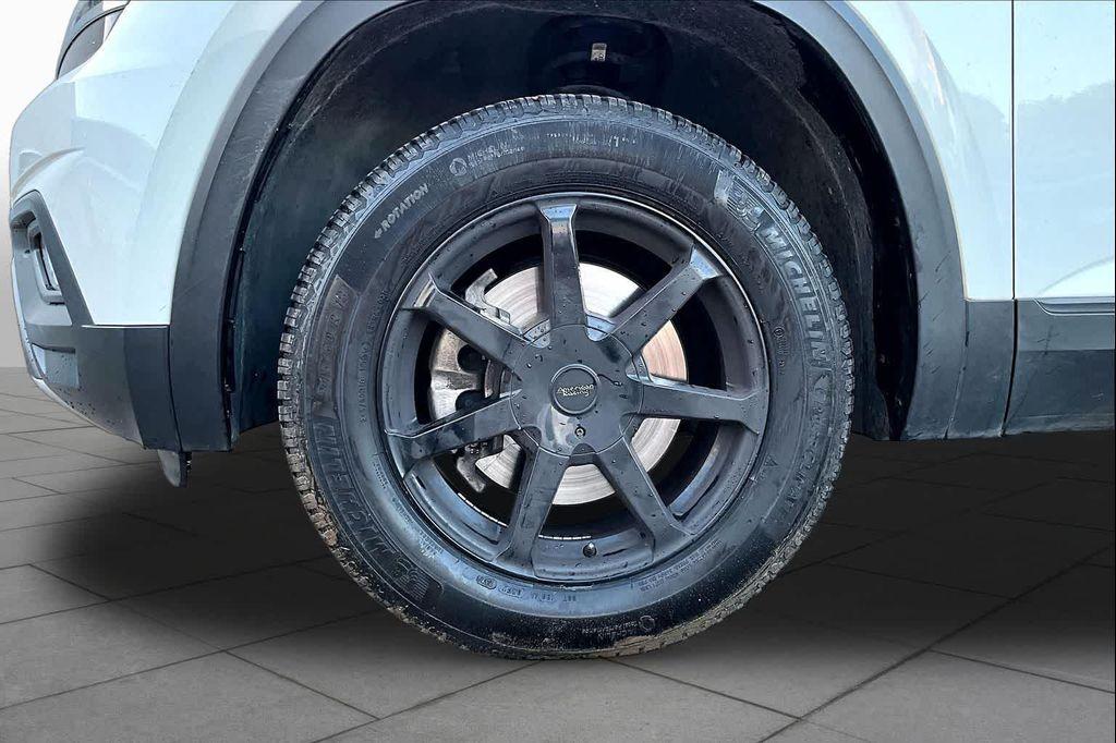 used 2019 Volkswagen Atlas car, priced at $19,508
