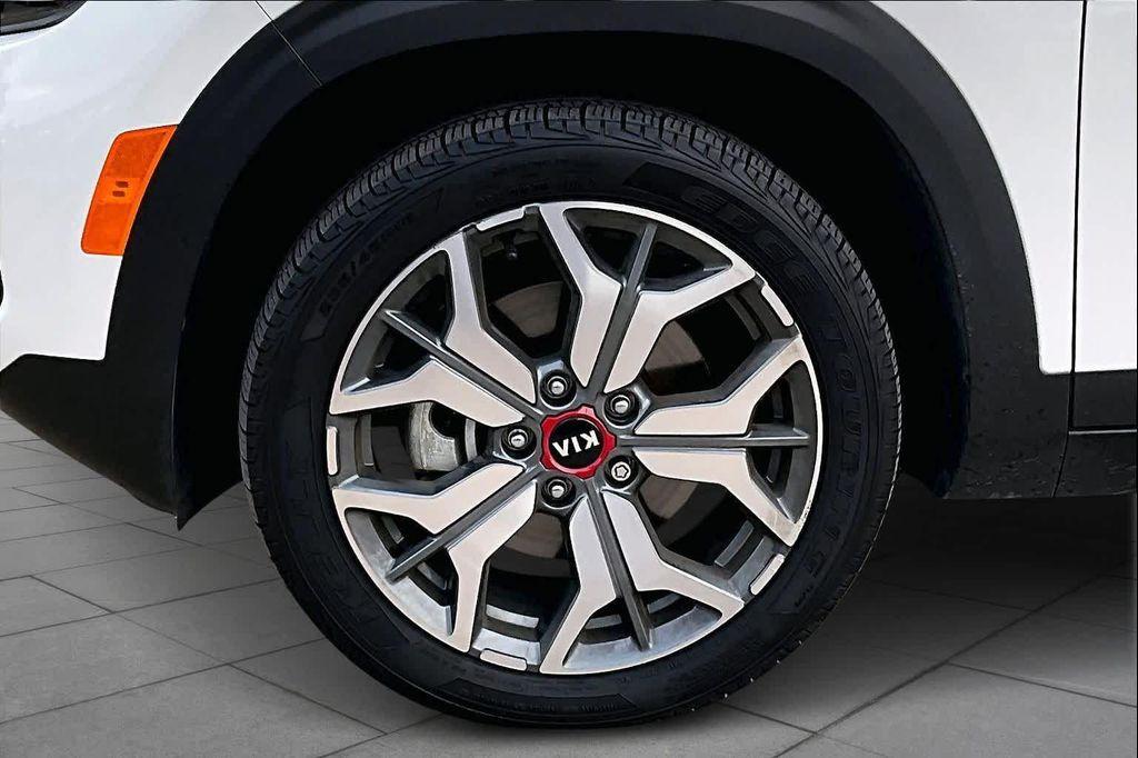 used 2021 Kia Seltos car, priced at $17,814