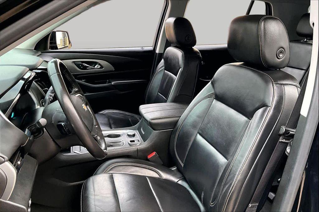 used 2018 Chevrolet Traverse car, priced at $16,482