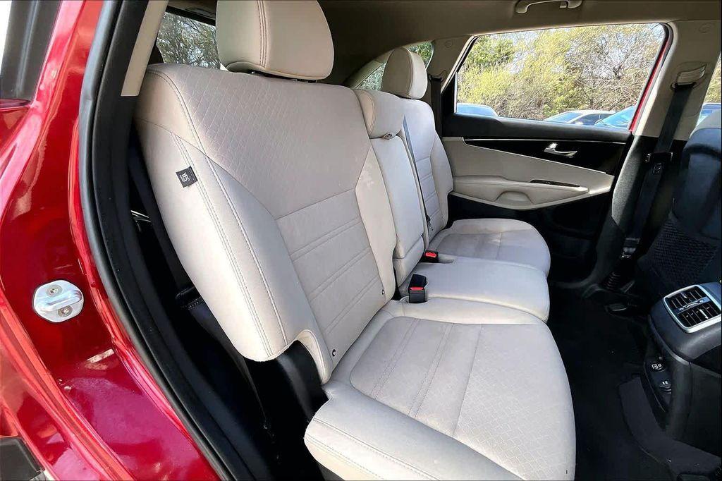 used 2019 Kia Sorento car, priced at $15,499