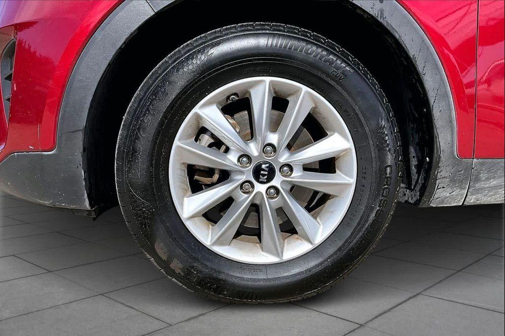 used 2019 Kia Sorento car, priced at $15,499