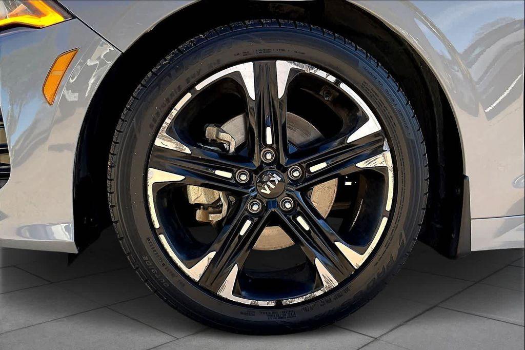 used 2021 Kia K5 car, priced at $11,999