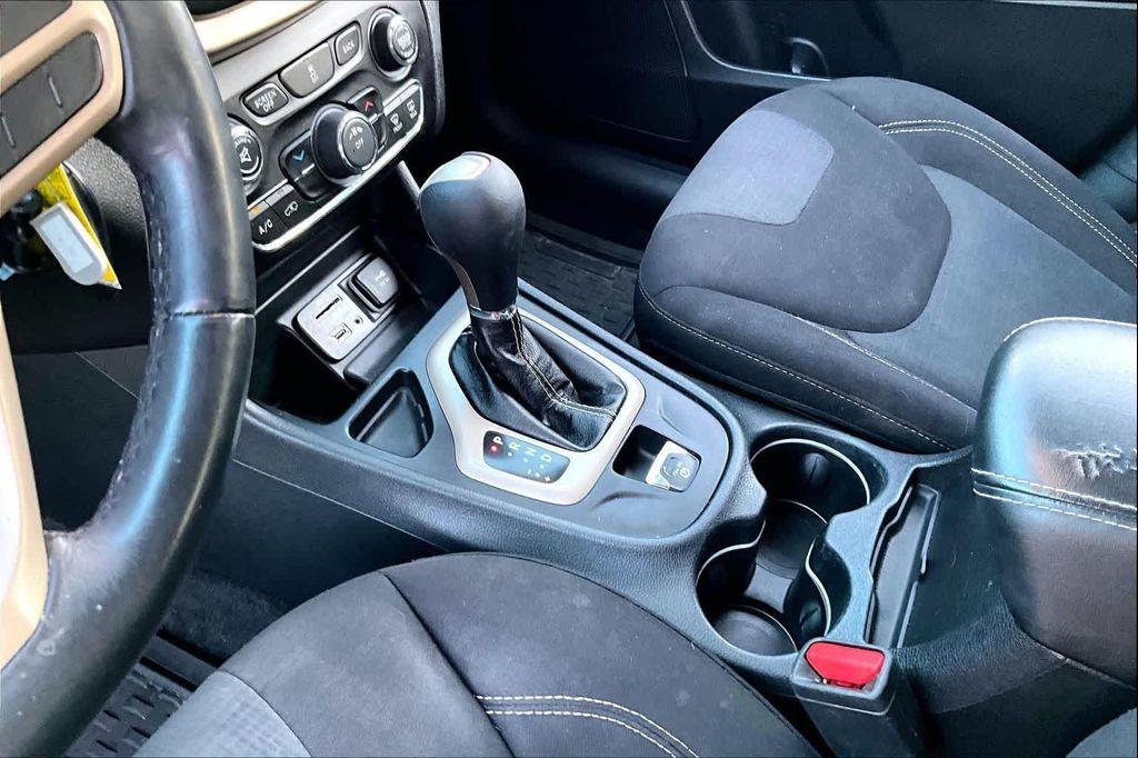 used 2017 Jeep Cherokee car, priced at $9,499