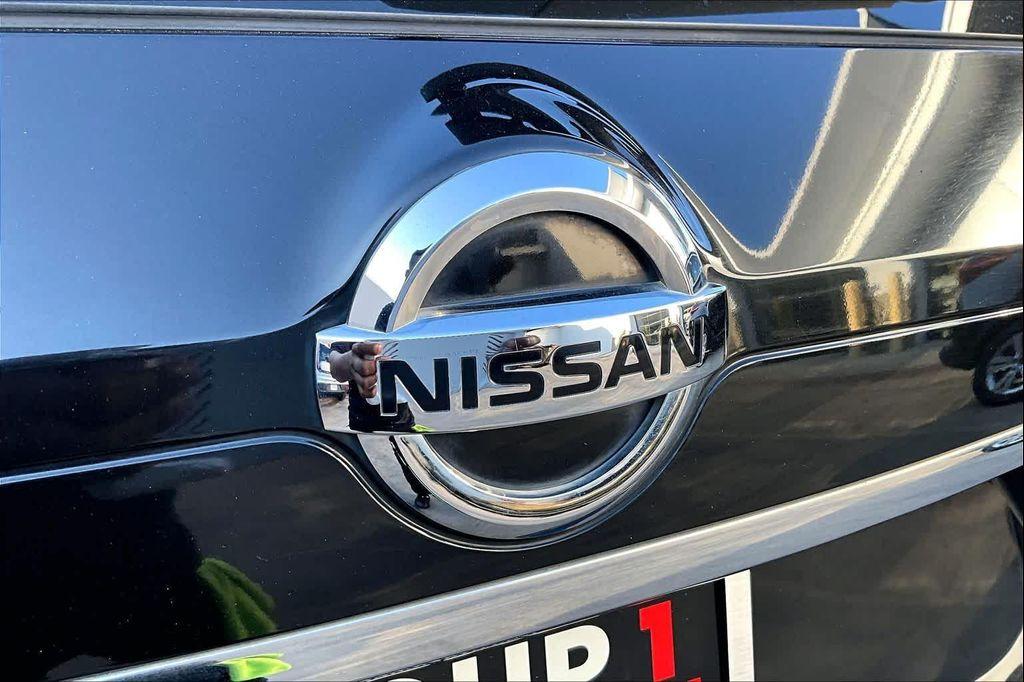 used 2017 Nissan Rogue car, priced at $11,268