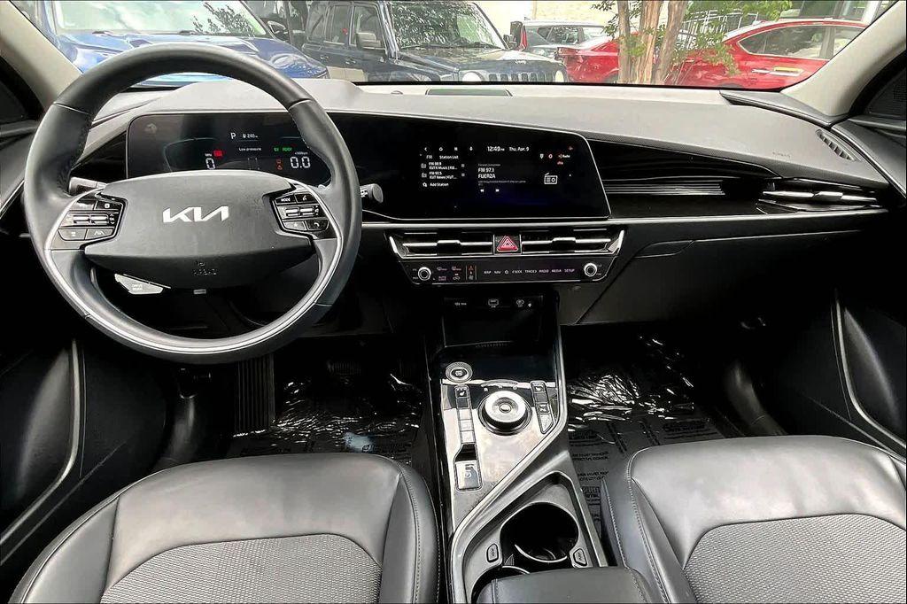 used 2023 Kia Niro Plug-In Hybrid car, priced at $25,664