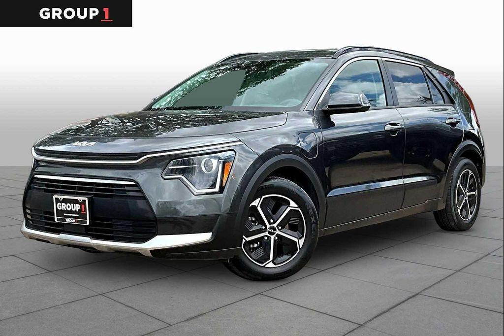 used 2023 Kia Niro Plug-In Hybrid car, priced at $25,664