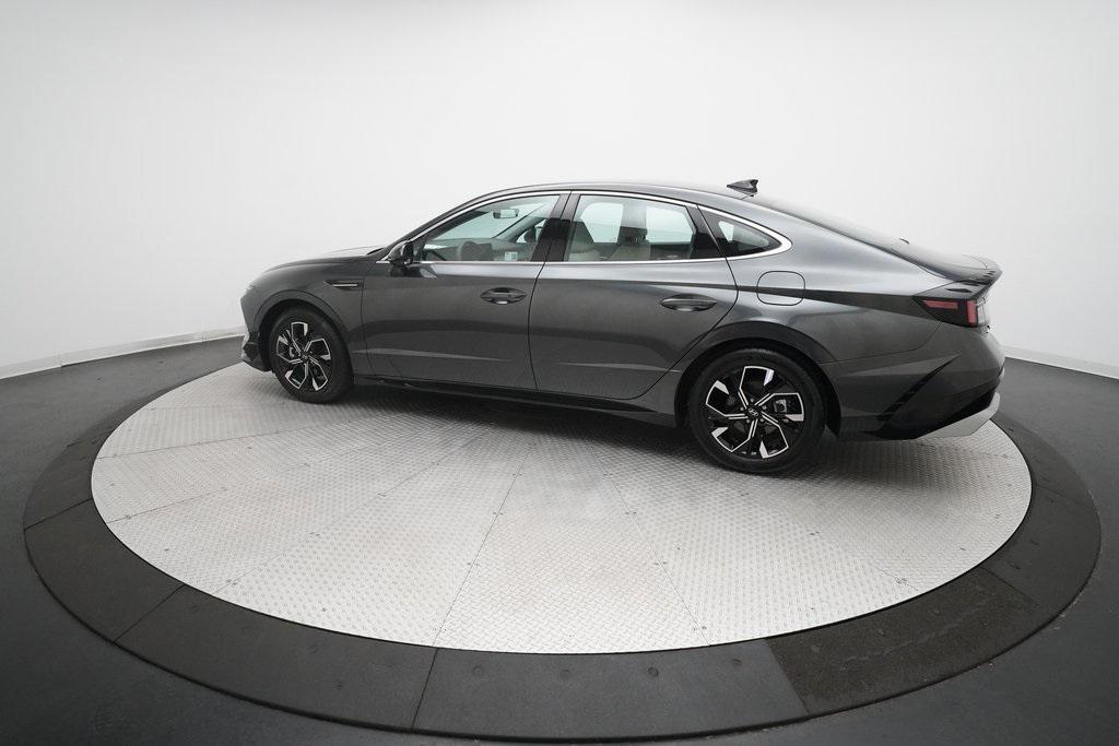 used 2025 Hyundai Sonata car, priced at $23,900