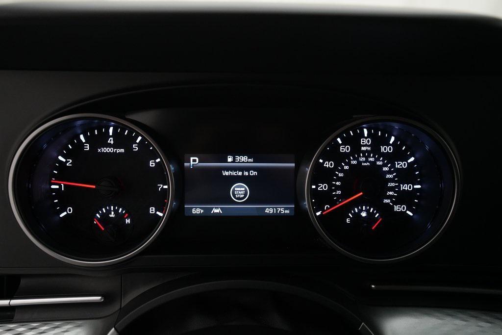 used 2024 Kia Carnival car, priced at $28,250