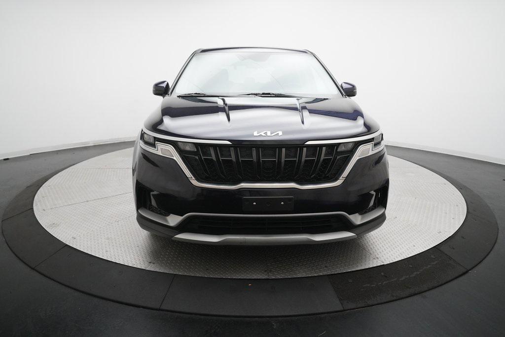 used 2024 Kia Carnival car, priced at $28,250