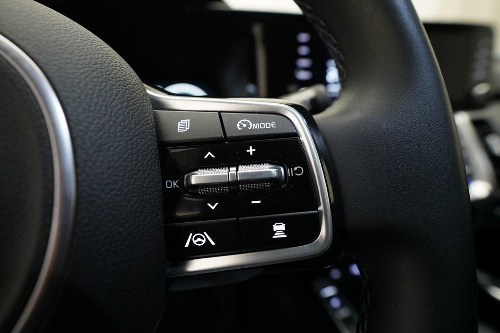 used 2023 Kia Sorento car, priced at $32,800
