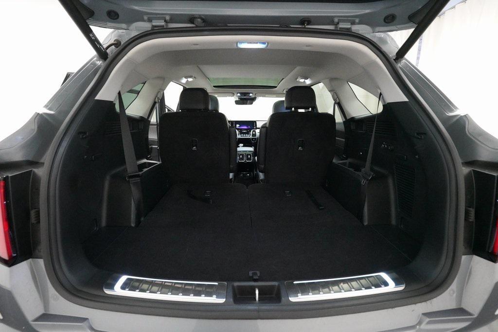 used 2023 Kia Sorento car, priced at $32,800