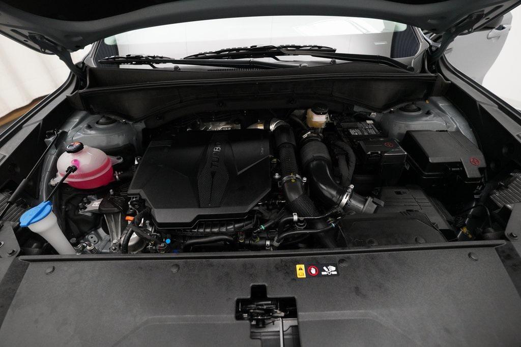 used 2023 Kia Sorento car, priced at $32,800