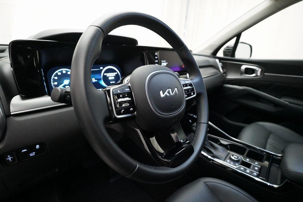 used 2023 Kia Sorento car, priced at $32,800