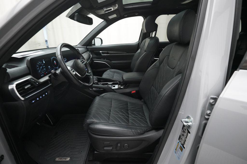 used 2023 Kia Telluride car, priced at $35,876
