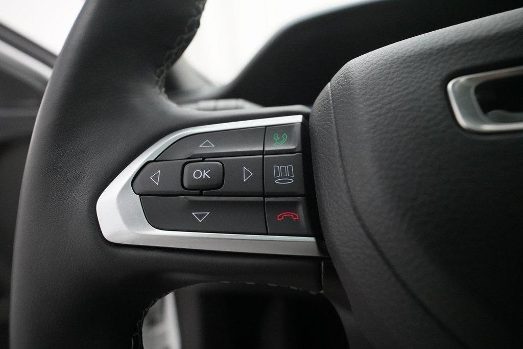 used 2022 Jeep Compass car, priced at $22,900