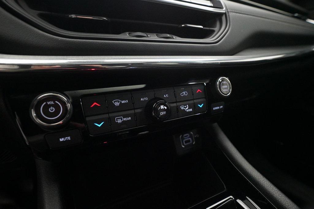 used 2022 Jeep Compass car, priced at $22,900