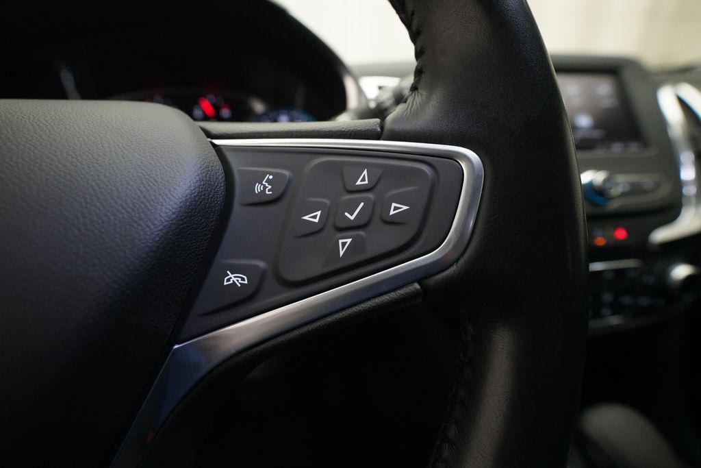 used 2022 Chevrolet Equinox car, priced at $19,600