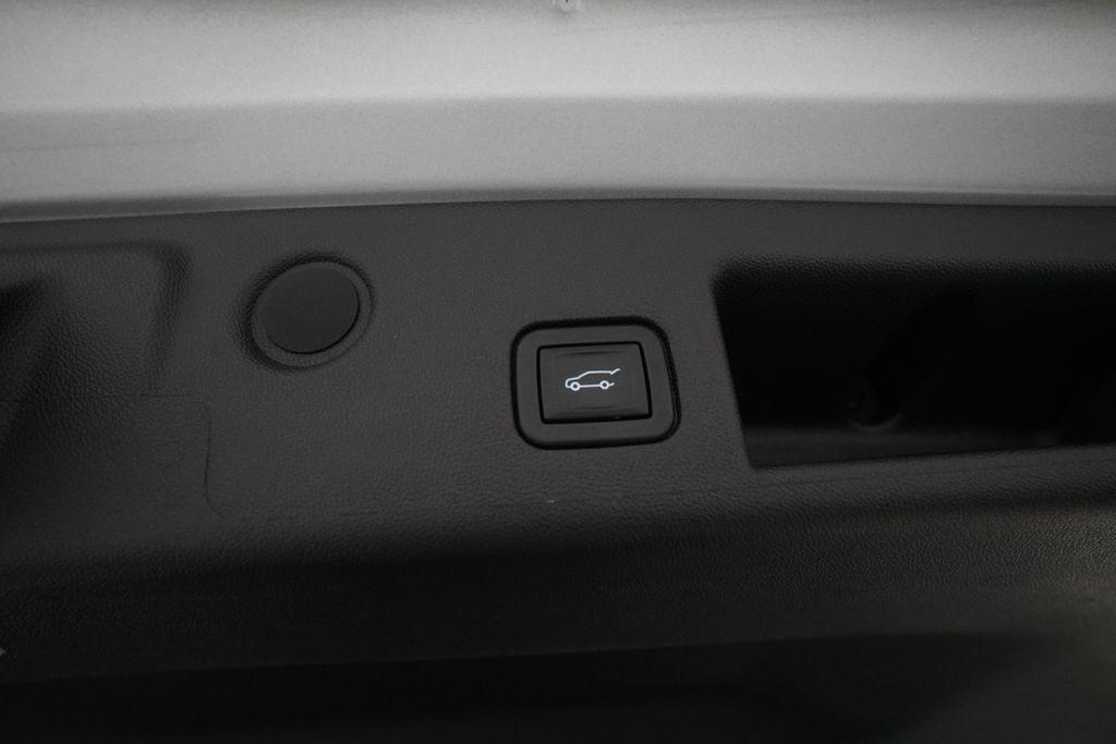 used 2022 Chevrolet Equinox car, priced at $19,600