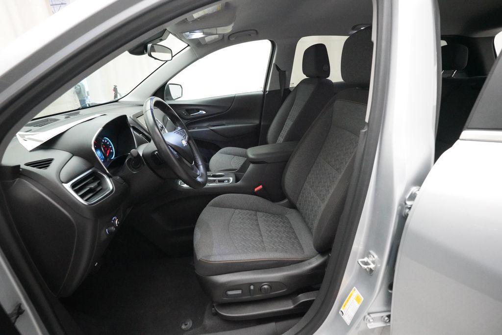 used 2022 Chevrolet Equinox car, priced at $19,600