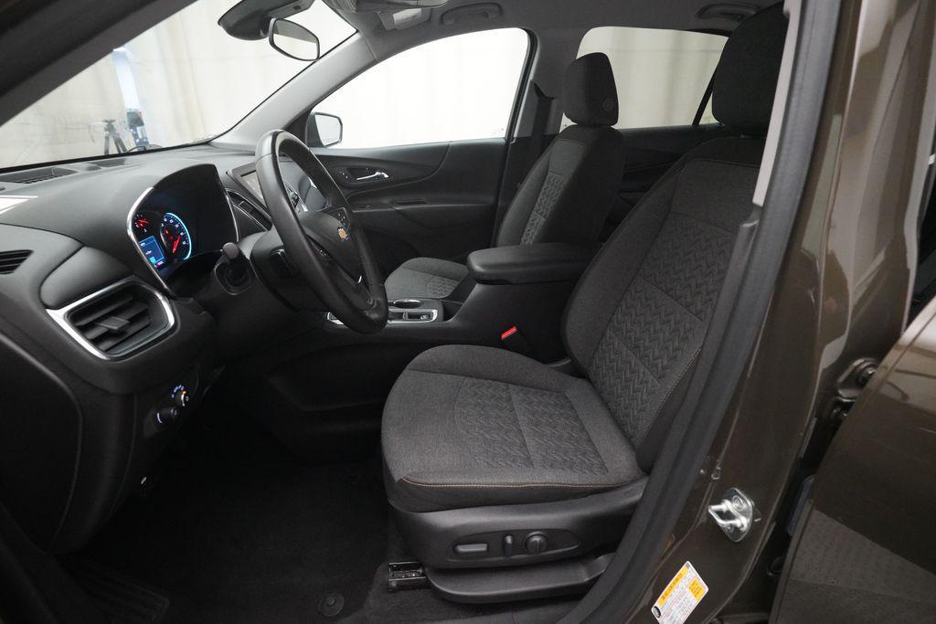 used 2024 Chevrolet Equinox car, priced at $22,000