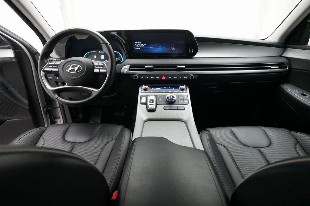 used 2025 Hyundai Palisade car, priced at $34,576