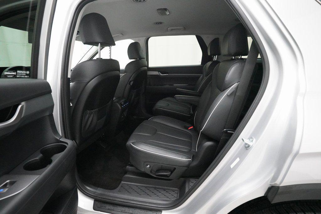 used 2025 Hyundai Palisade car, priced at $34,576