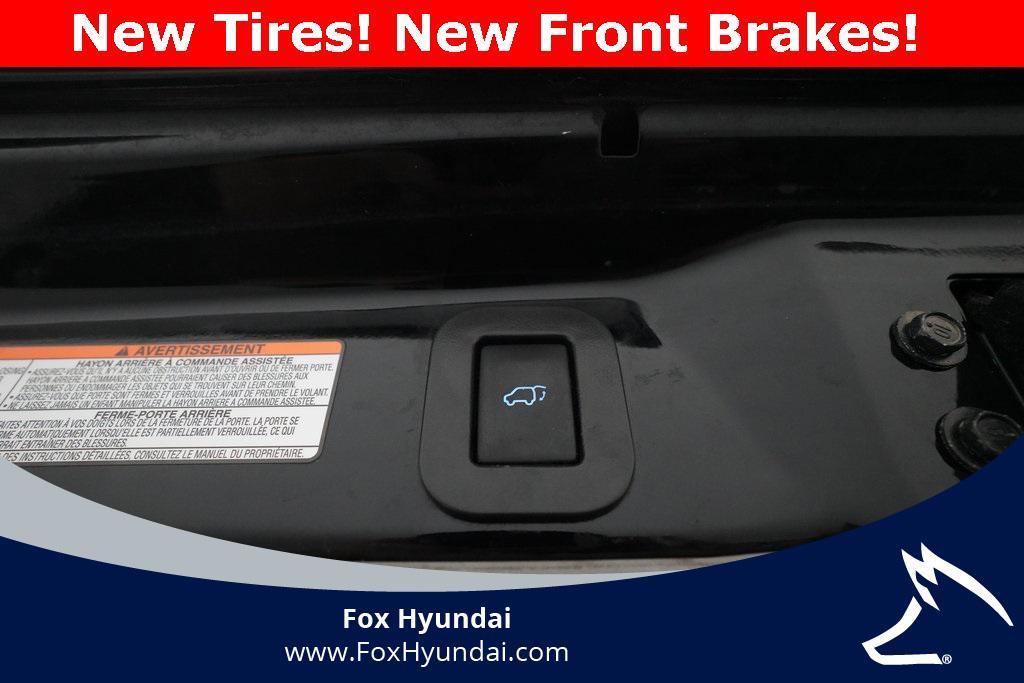 used 2015 Toyota Sienna car, priced at $18,900