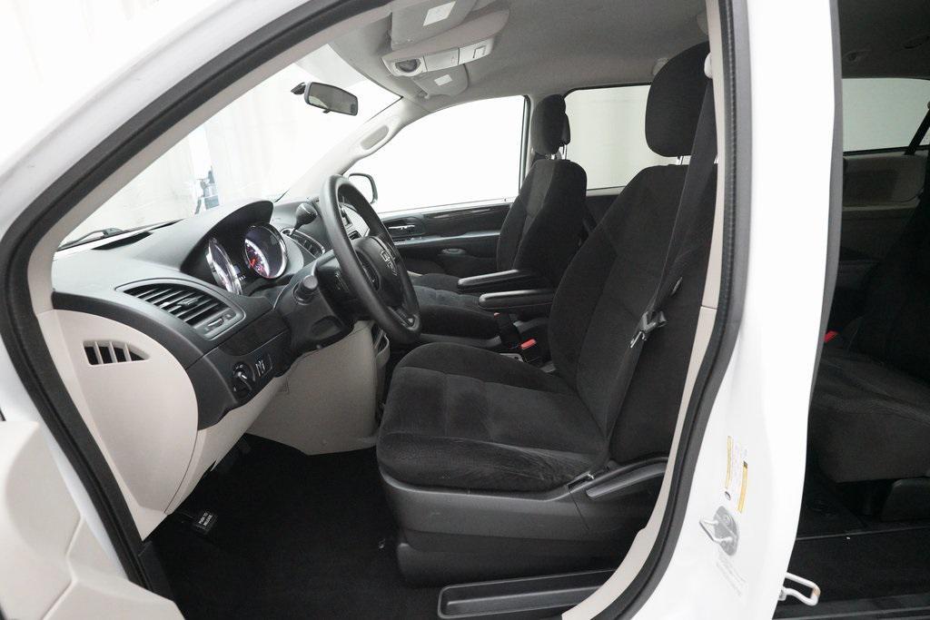 used 2014 Dodge Grand Caravan car, priced at $9,900
