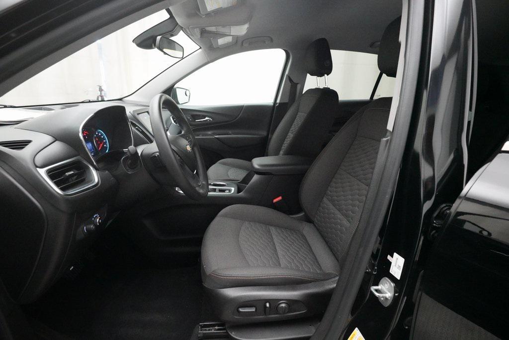 used 2021 Chevrolet Equinox car, priced at $15,900