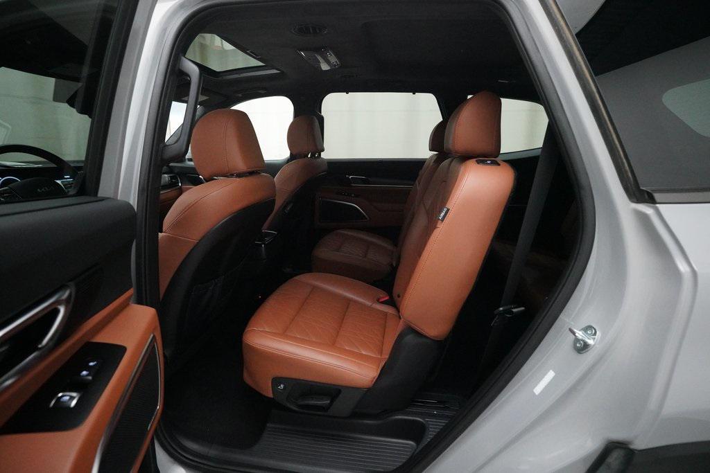 used 2024 Kia Telluride car, priced at $39,500
